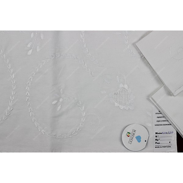 1,20x1,20-TABLECLOTH IN COTTON EMBROIDERED IN WHITE