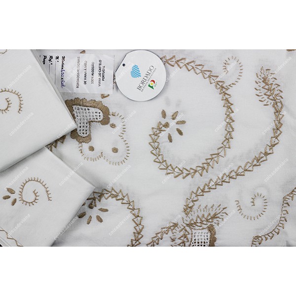 1,50 round-TABLECLOTH IN COTTON EMBROIDERED IN BEI...