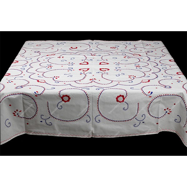 1,50x1,50-TABLECLOTH IN COTTON EMBROIDERED IN THREE COLOURS