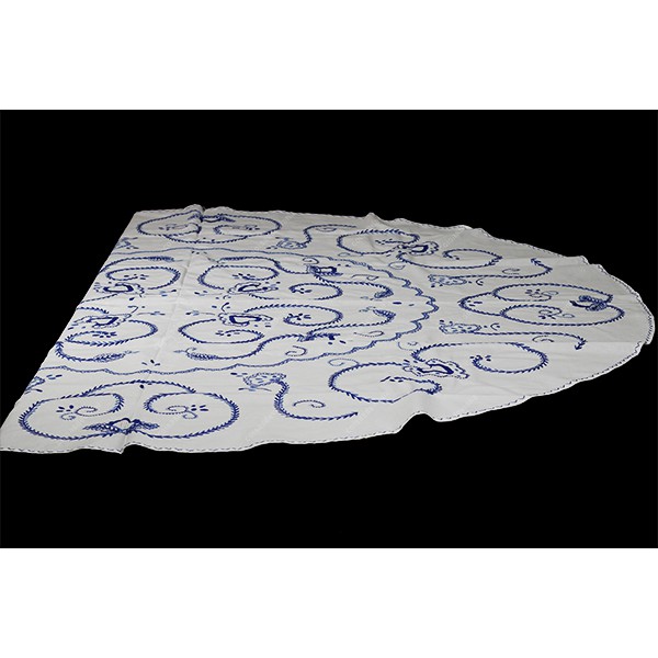 1,80 round-TABLECLOTH IN COTTON EMBROIDERED IN TWO BLUES