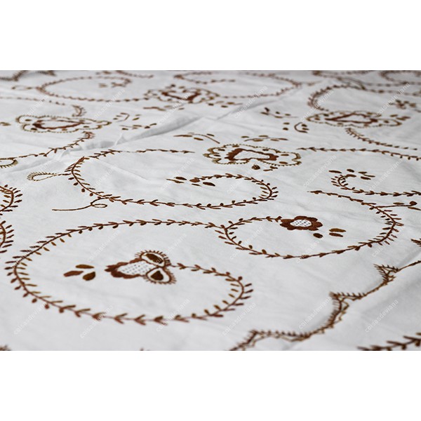 2,50x1,70-TABLECLOTH IN COTTON EMBROIDERED IN BROWN