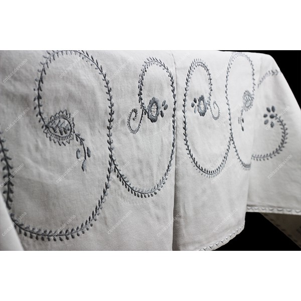 3,50x1,70-TABLECLOTH IN COTTON EMBROIDERED IN GREY