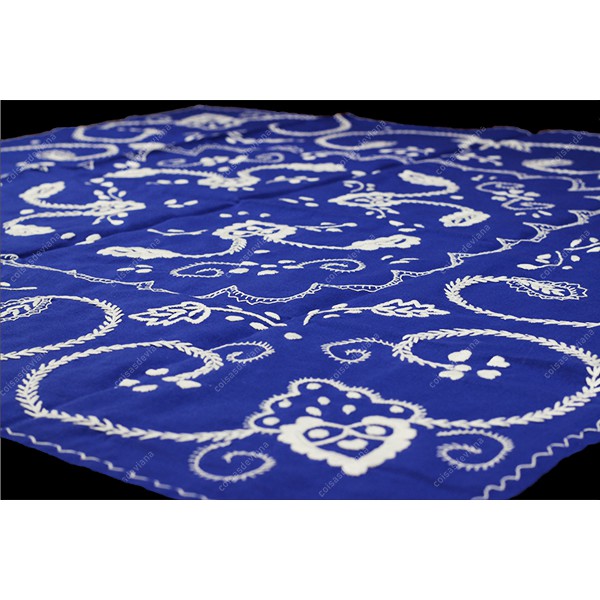 1,0x1,0-TABLECLOTH IN BLUE COTTON EMBROIDERED IN WHITE