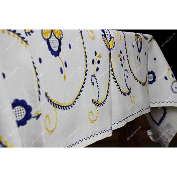 2,50x1,70-TABLECLOTH IN WHITE LINEN EMBROIDERED IN BLUE AND YELLOW AND WITH SIEVE STITCH BAR