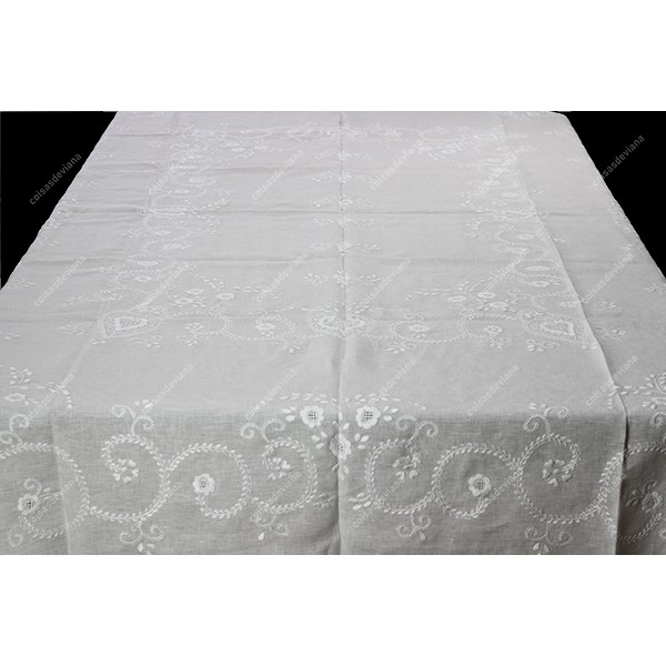 3,0x1,70-TABLECLOTH IN WHITE LINEN EMBROIDERED IN WHITE