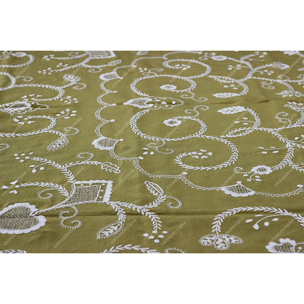 2,50x1,70-TABLECLOTH IN MUSTARD LINEN EMBROIDERED IN WHITE
