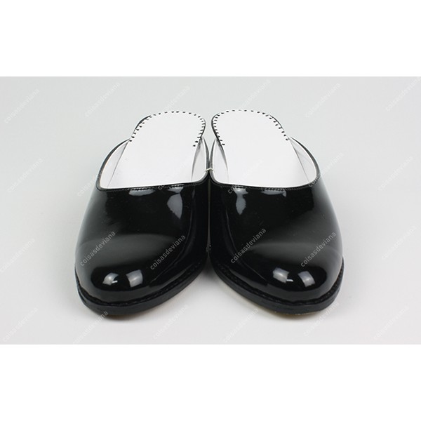 LACQUER SLIPPER WITHOUT EMBROIDERY LEATHER SOLE - CHILD