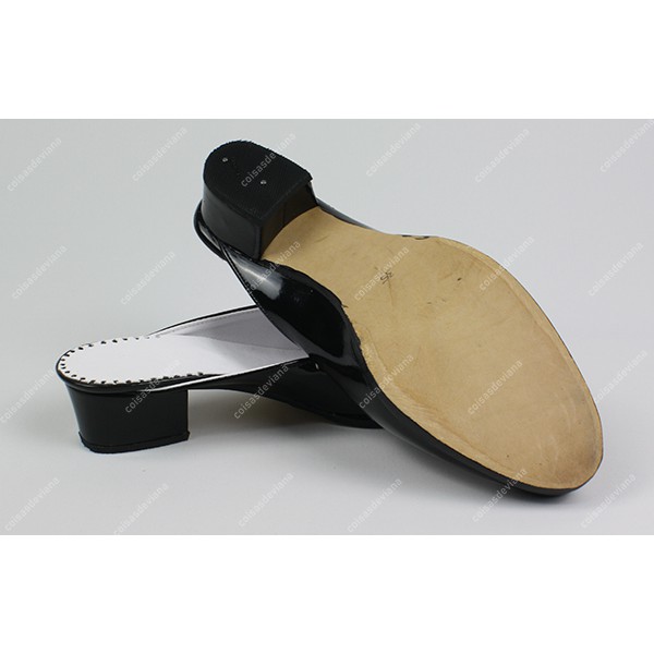 LACQUER SLIPPER WITHOUT EMBROIDERY LEATHER SOLE - CHILD