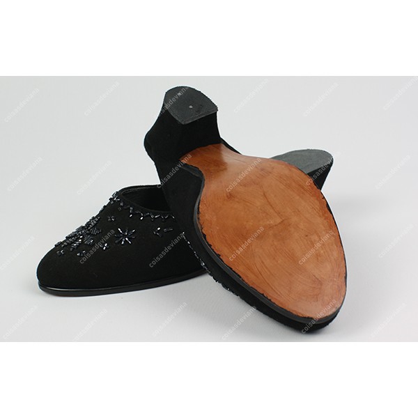SLIPPER VIANA EMBROIDERY WITH GLASS LEATHER SOLE