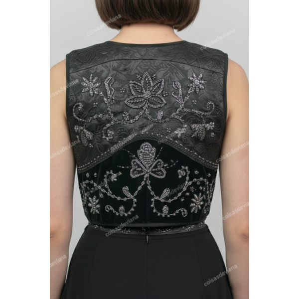 COLETE BORDADO RICO COM VIDRILHO TRAJE MORDOMA