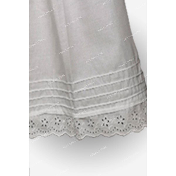 SKIRT WITH SMALL LACE
