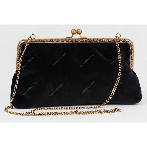 BOLSA DE MÃO EM VELUDO BORDADA A VIDRILHO DOURADO