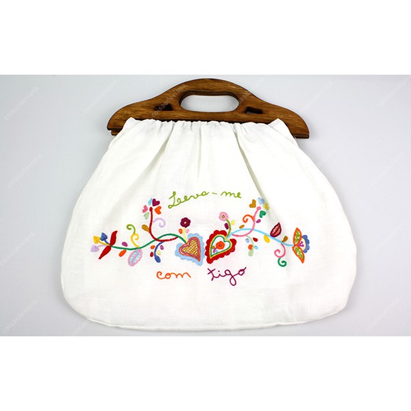 HANDBAG LINEN EMBROIDERED BY HAND WOODEN HANDLES