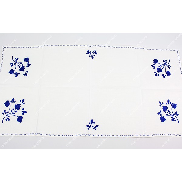 CENTERPIECE OR TABLE RUNNER WITH EMBROIDERY VIANA'S CROCKERY