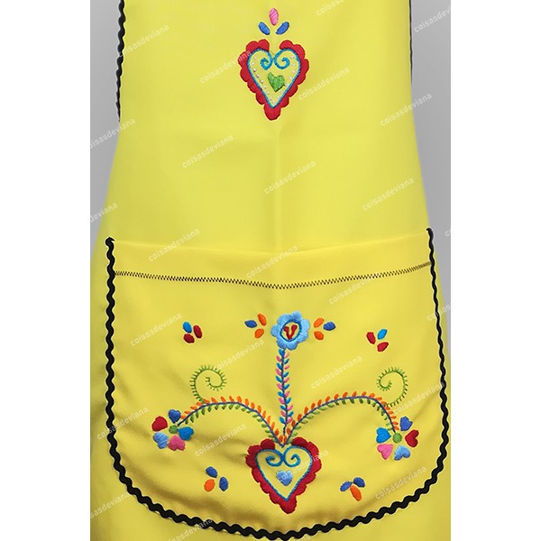 ENTIRE APRON WITH VIANA EMBROIDERY