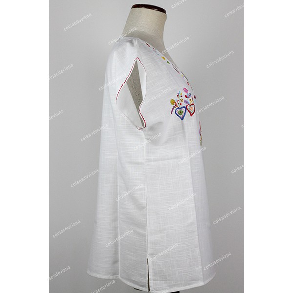 BLOUSE WITH VALENTINE HANDKERCHIEF EMBROIDERY