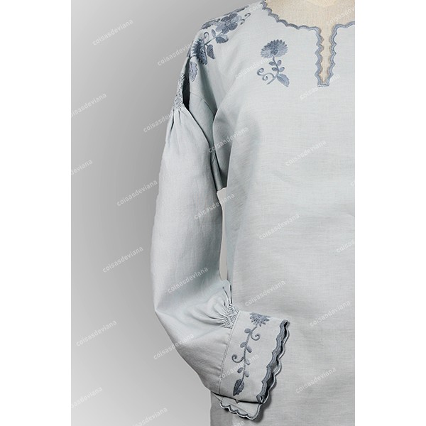 VIANESA SHIRT IN LINEN RICH GREY EMBROIDERY AND CU...