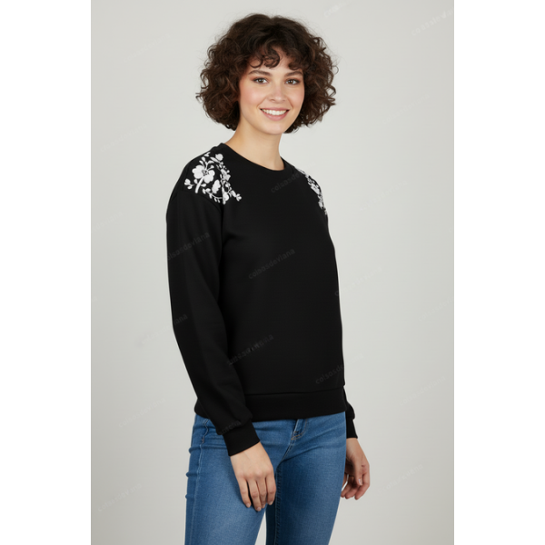 SWEATSHIRT PRETA BORDADO VIANA BRANCO MÁQUINA
