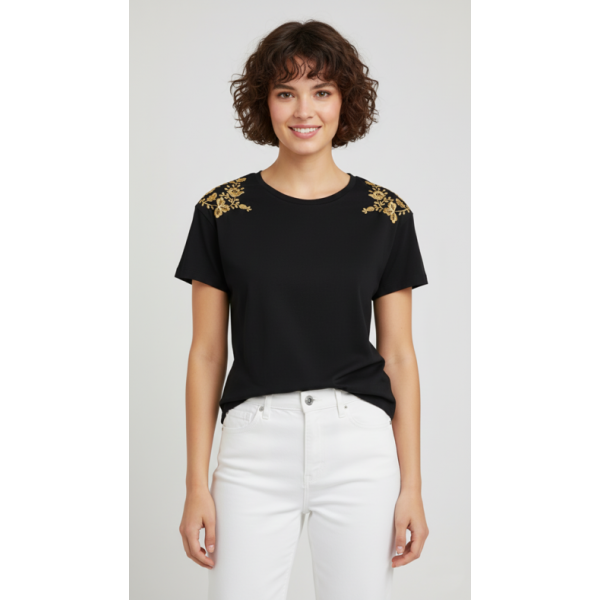 T-SHIRT PRETA BORDADO VIANA DOURADO MÁQUINA