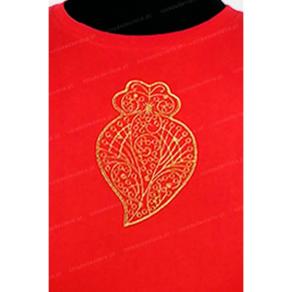 RED T-SHIRT WITH VIANA'S HEART EMBROIDERED BY MACH...