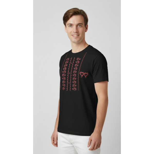 T-SHIRT PRETA BORDADO PONTO CRUZ ESTAMPADO