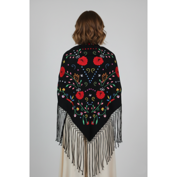 XAILE COM FRANJA E BORDADO MANUAL MULTICORES